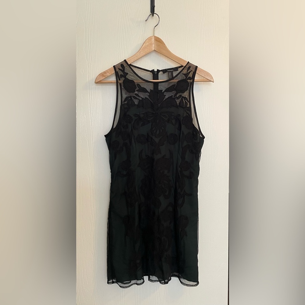 Black And Emerald Green Dress Short Sleeve Women’s Size Medium Forever 21